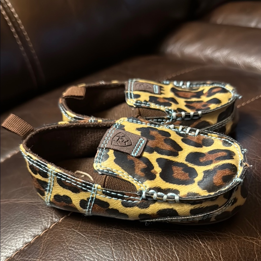 Ariat baby shoe